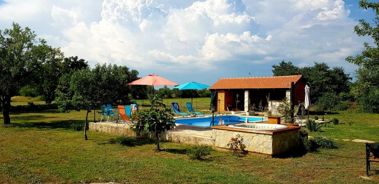 Villa Stone Medal Drniš Exterior foto